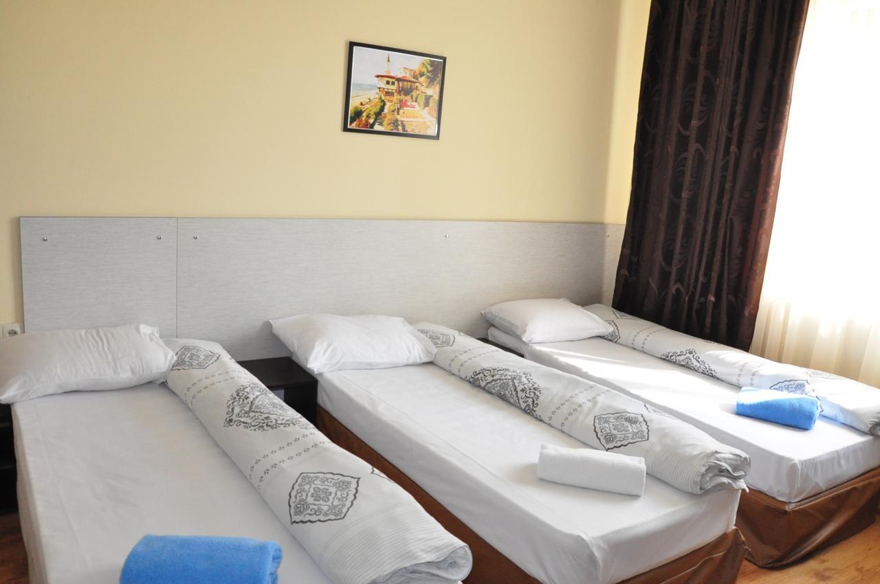 Guest Rooms Simona Opanets エクステリア 写真
