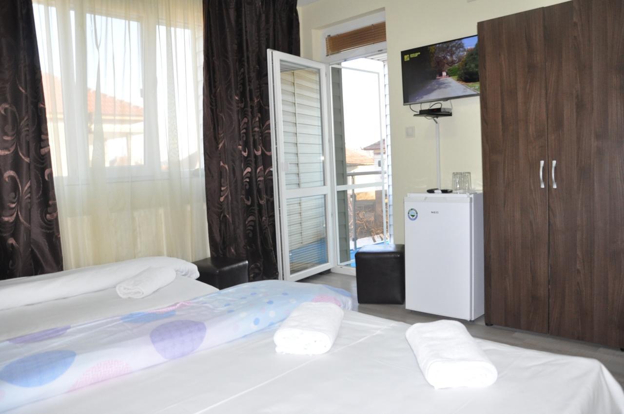 Guest Rooms Simona Opanets エクステリア 写真