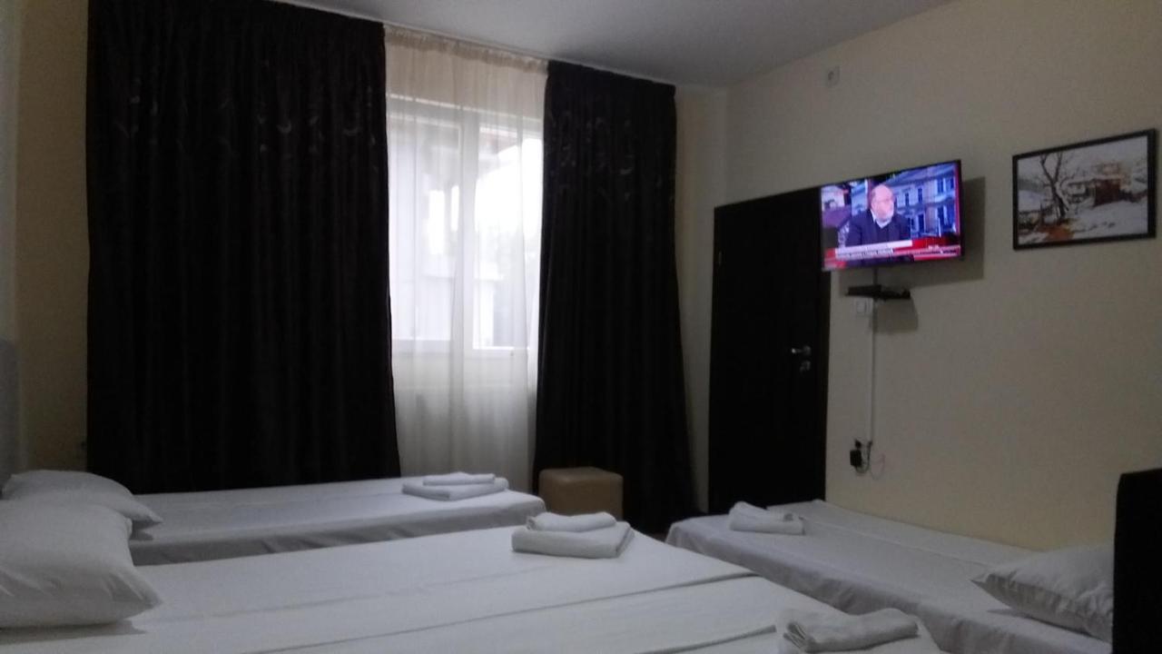 Guest Rooms Simona Opanets エクステリア 写真