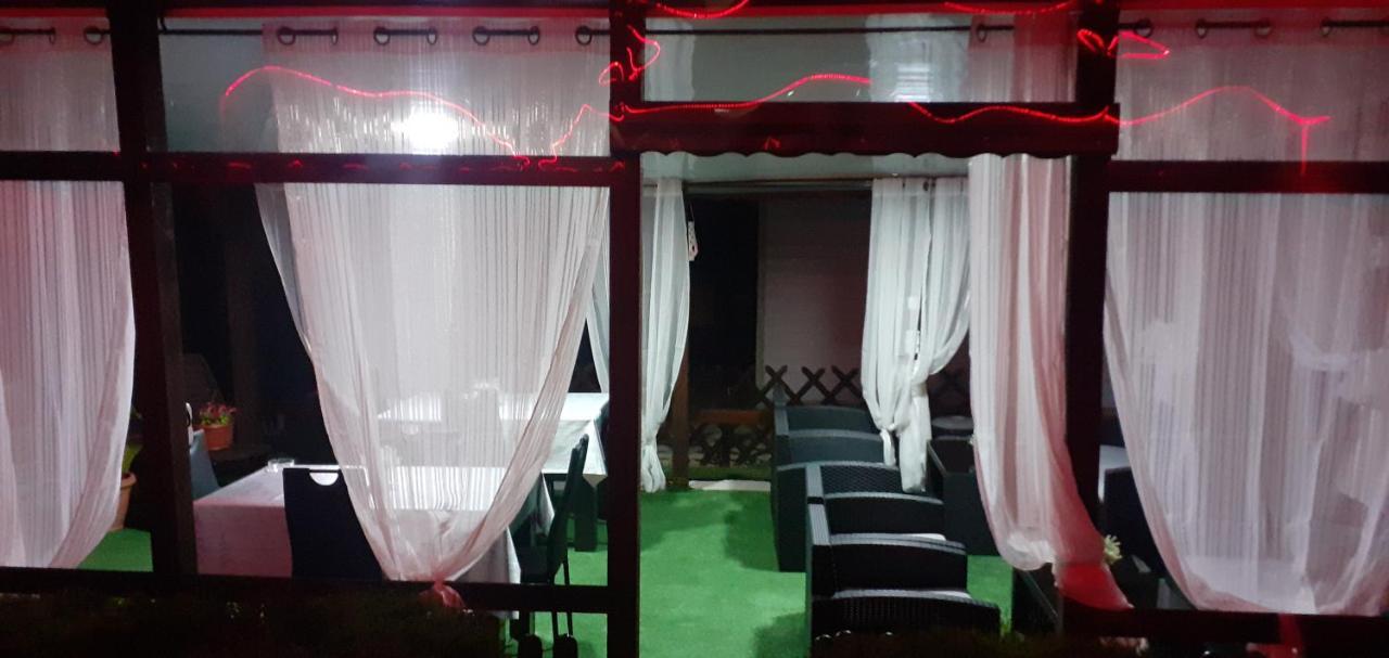 Guest Rooms Simona Opanets エクステリア 写真
